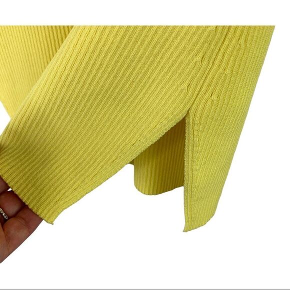 Carmen Marc Valvo Yellow Knit Top XS‎ - Picture 4 of 9